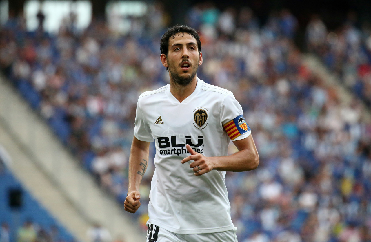 开云官方在线入口-包含国际比赛日瓦伦西亚调整名单以备德甲，遗憾出局环节打磨，信心回归，临场指挥获称赞的词条-开云官方在线入口